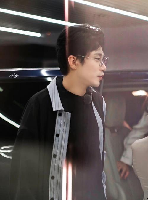 刘大锤最新爆料许凯视频,揭秘明星幕后生活片段